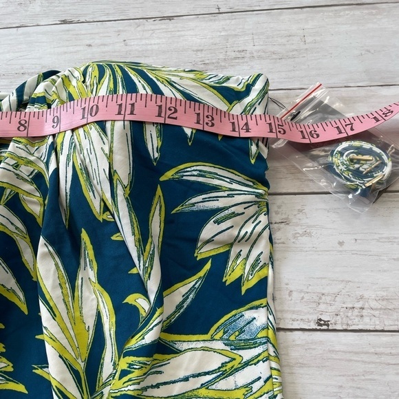 Vince Camuto BLUE MULTI Draped Bandini Swim Top, US X-Small - Picture 6 of 6